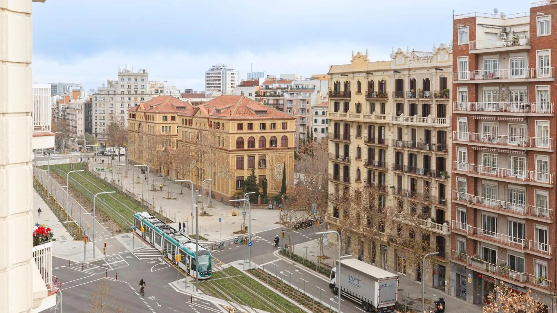 The Diagonal Sagrada By Sweett Lejlighed Barcelona